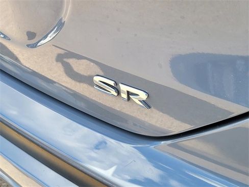 Used 2021 Nissan Kicks SR image 5