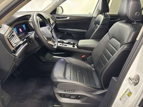Used 2024 Volkswagen Atlas SEL AWD/4WD image 10