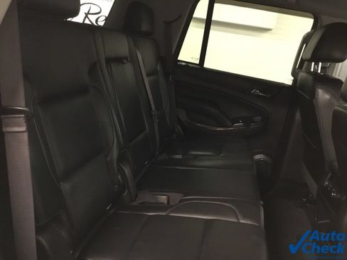 Used 2017 GMC Yukon SLT AWD/4WD image 39
