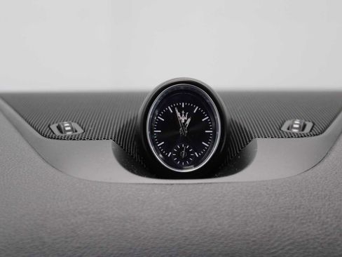 Used 2021 Maserati Levante image 26