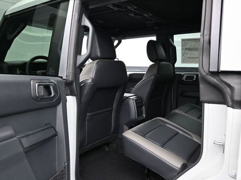 New 2026 Ford Bronco Outer Banks AWD/4WD image 22