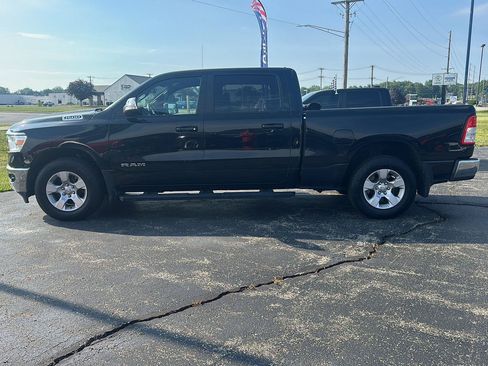 Used 2022 RAM 1500 Big Horn AWD/4WD image 9