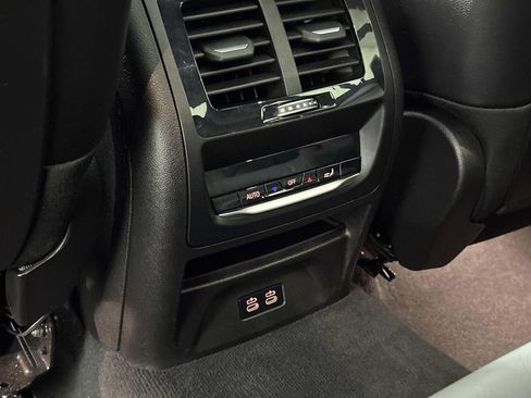 Used 2024 BMW X3 xDrive30i w/ Convenience Package image 22