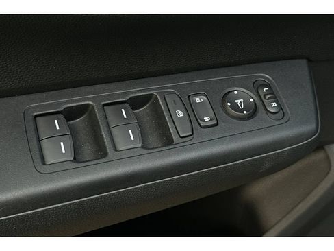 Used 2025 Honda CR-V Sport-L image 12