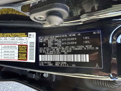 Certified 2020 Toyota Highlander XLE image 13