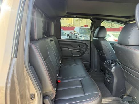 Used 2021 Nissan Titan PRO-4X w/ Pro-4x Convenience Package AWD/4WD image 33
