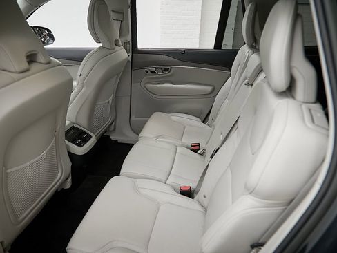 Certified 2022 Volvo XC90 T6 Inscription w/ Advanced Package image 21