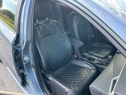 Used 2025 Toyota Corolla LE FWD image 16