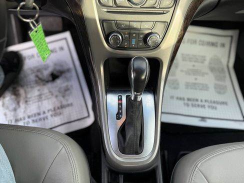 Used 2012 Buick Verano FWD image 17