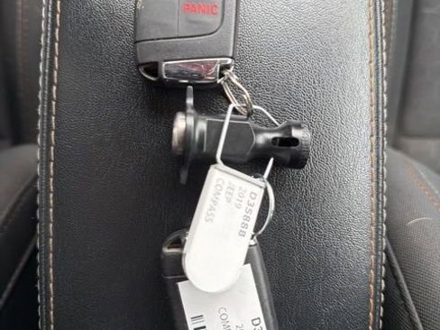 Used 2019 Jeep Compass Sport image 24