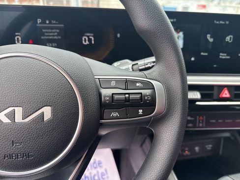 New 2026 Kia K5 LXS image 24