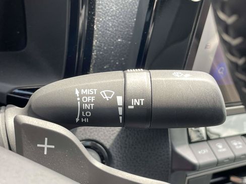 Used 2025 Toyota Camry SE w/ Multimedia Upgrade Package FWD image 20