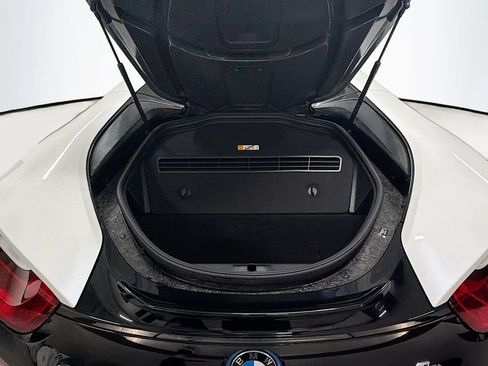 Used 2019 BMW i8 Roadster AWD/4WD image 25
