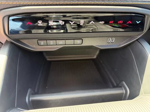 New 2026 Jeep Cherokee Limited AWD/4WD image 13