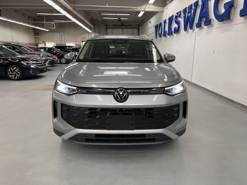 New 2026 Volkswagen Tiguan SE image 6