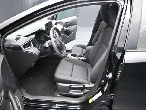 Used 2024 Toyota Corolla LE image 12