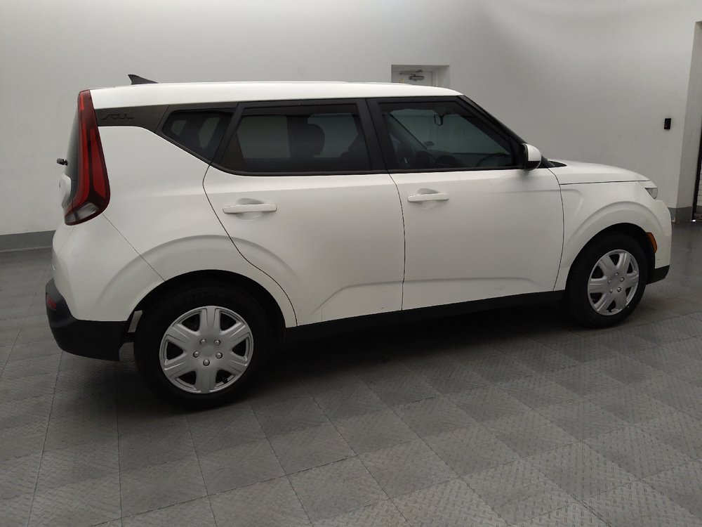 Used 2021 Kia Soul LX FWD image 10