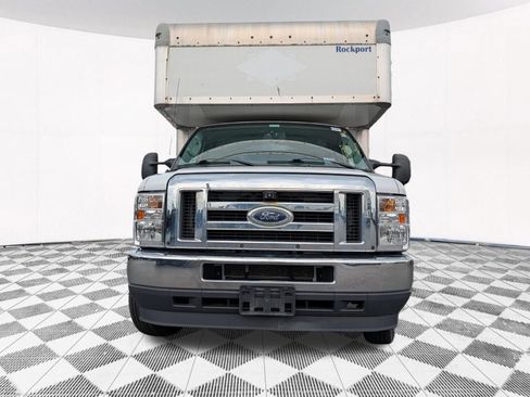 Used 2021 Ford E-450 and Econoline 450 Super Duty RWD image 9