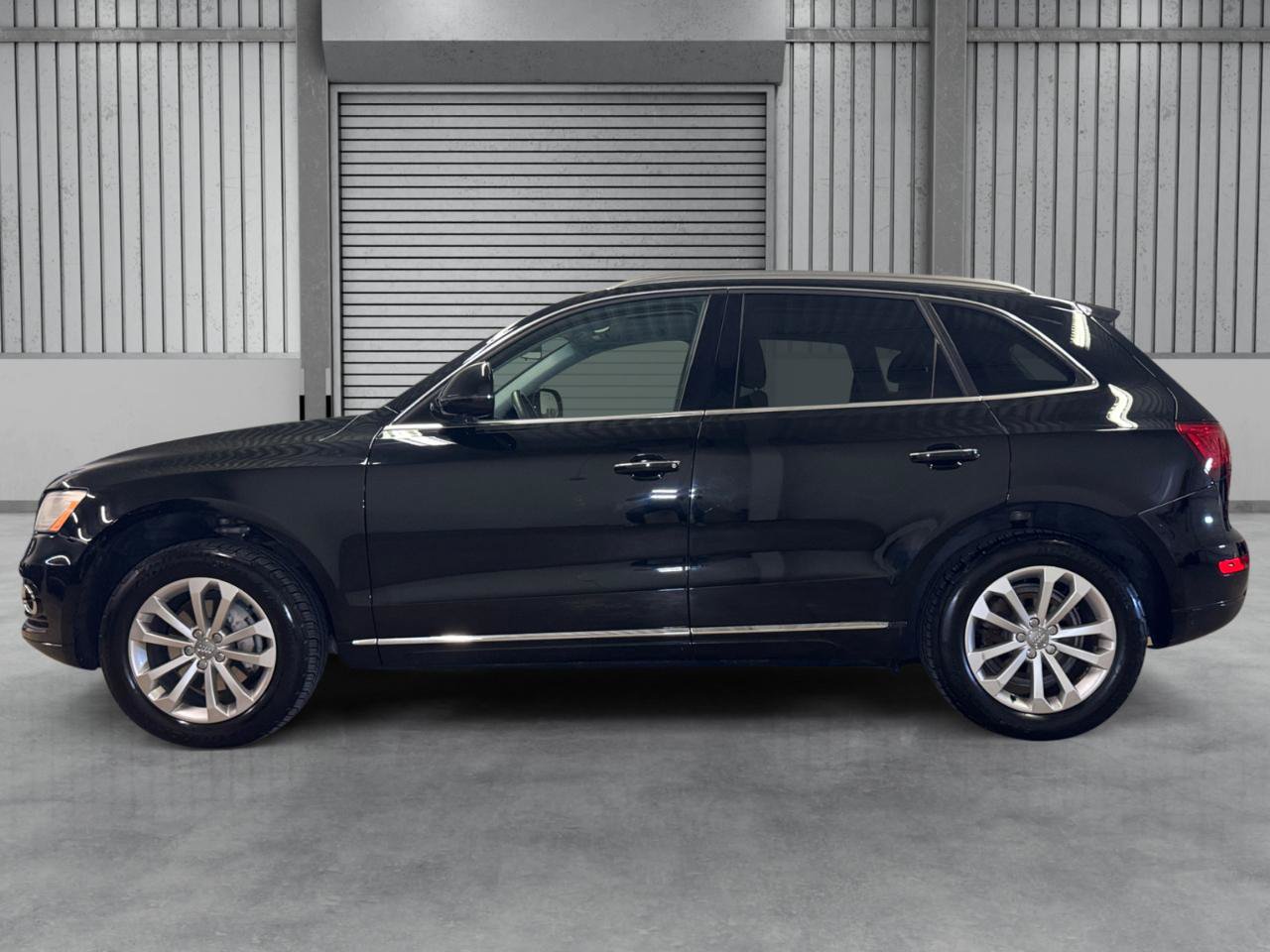 Used 2016 Audi Q5 2.0T Premium AWD/4WD image 2
