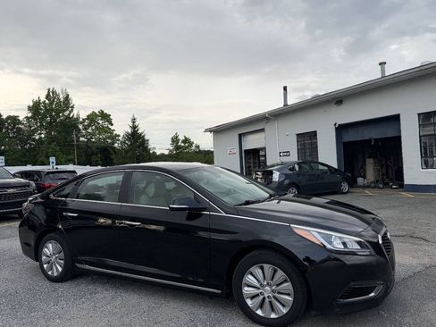 Used 2016 Hyundai Sonata SE FWD image 5