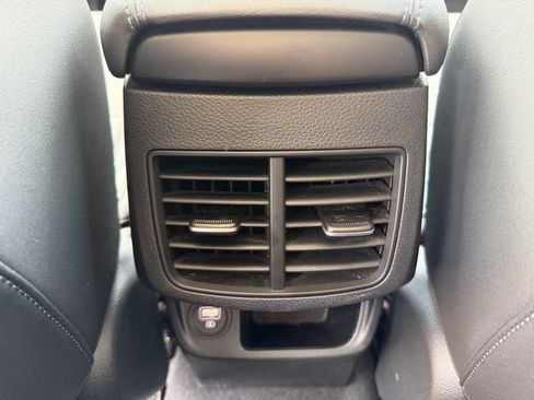 Used 2023 Kia Seltos S AWD/4WD image 18
