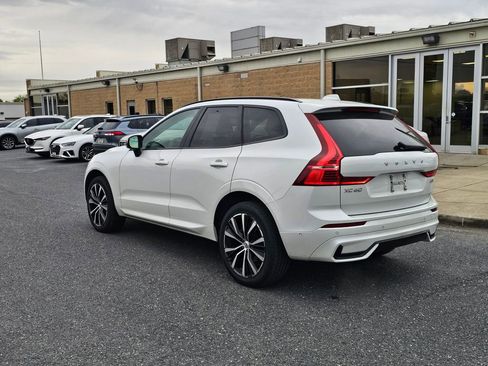 Used 2024 Volvo XC60 B5 Plus w/ Climate Package image 15