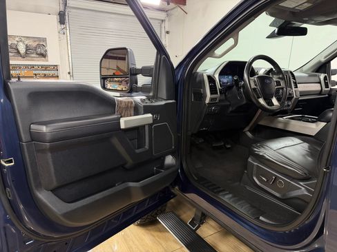 Used 2019 Ford F250 Lariat w/ Lariat Ultimate Package AWD/4WD image 12