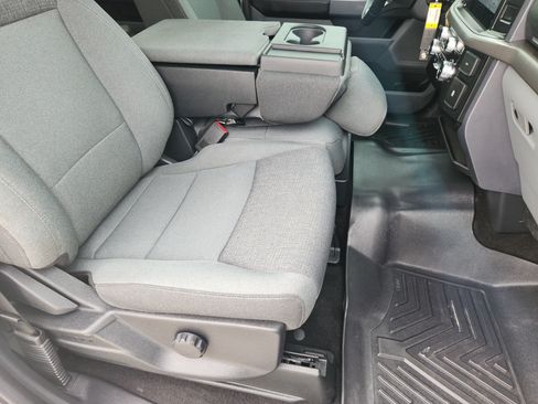 Used 2024 Ford F150 XLT RWD image 15