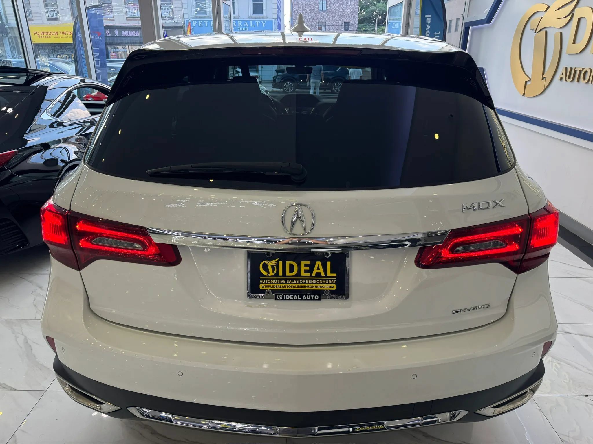 Used 2020 Acura MDX w/ Technology Package AWD/4WD image 6