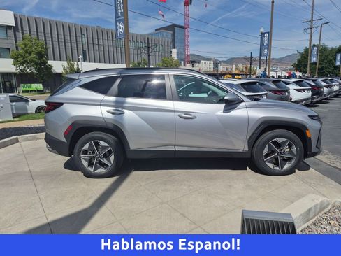Used 2025 Hyundai Tucson SEL AWD/4WD image 2