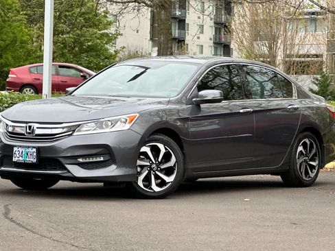 Used 2017 Honda Accord EX-L image 1