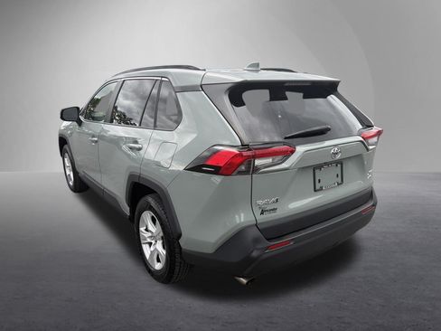 Used 2019 Toyota RAV4 XLE w/ Convenience Package AWD/4WD image 6