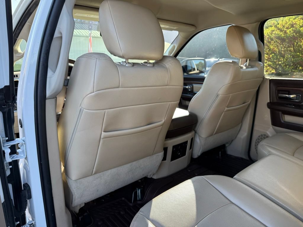 Used 2015 RAM 1500 Laramie AWD/4WD image 18