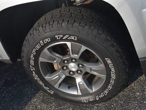 Used 2017 Chevrolet Colorado Z71 AWD/4WD image 11