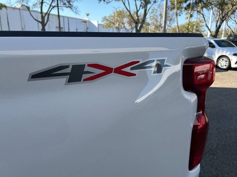 Used 2024 Chevrolet Silverado 2500 LT image 16