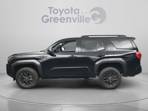 Used 2025 Toyota 4Runner SR5 AWD/4WD image 5