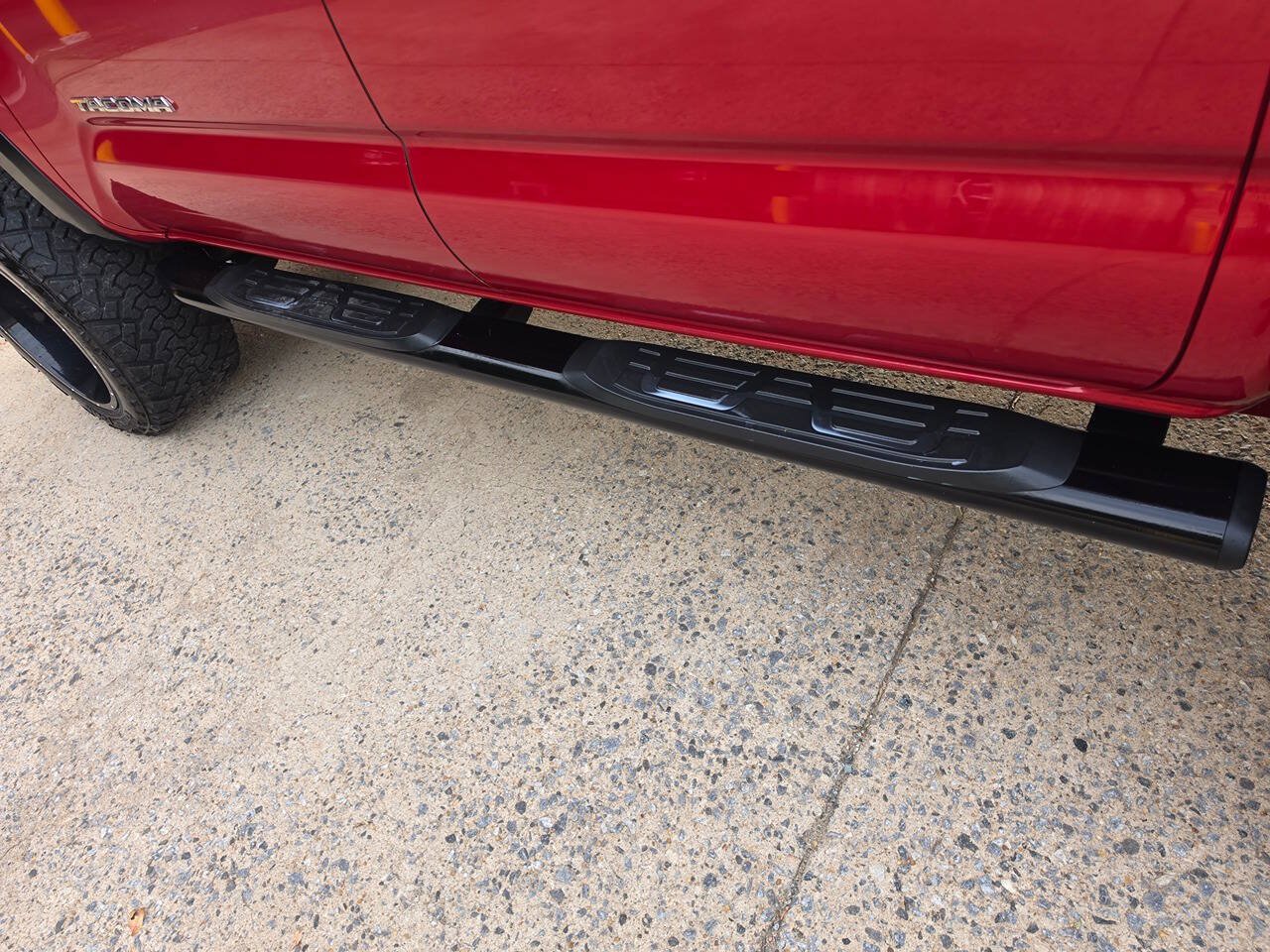 Used 2019 Toyota Tacoma TRD Off-Road AWD/4WD image 62