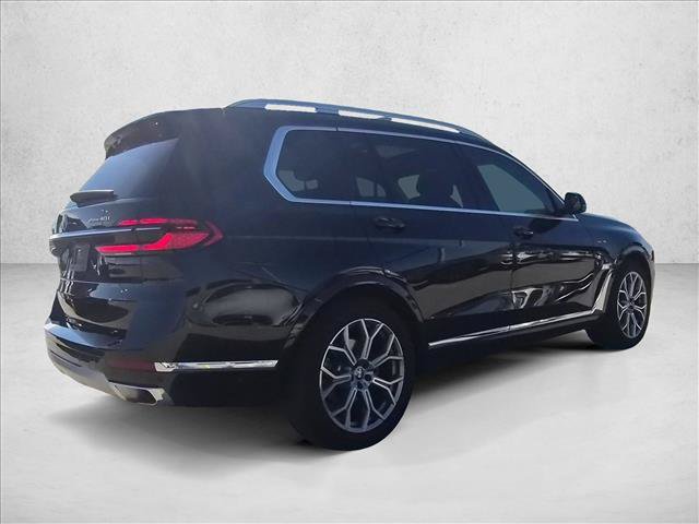 Used 2024 BMW X7 xDrive40i AWD/4WD image 5