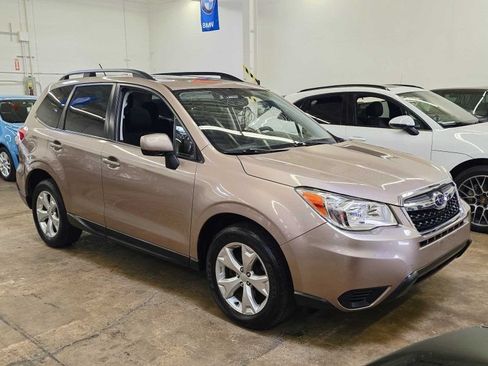 Used 2014 Subaru Forester 2.5i Premium AWD/4WD image 1