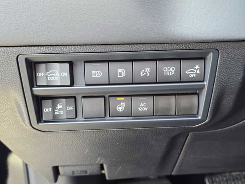 New 2026 Toyota Sequoia Platinum image 29