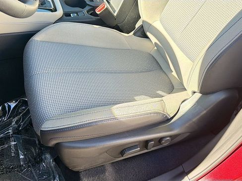 Used 2025 Subaru Forester Premium AWD/4WD image 19