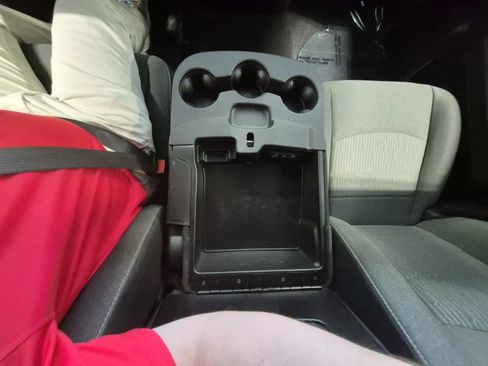 Used 2022 RAM 1500 Warlock AWD/4WD image 35