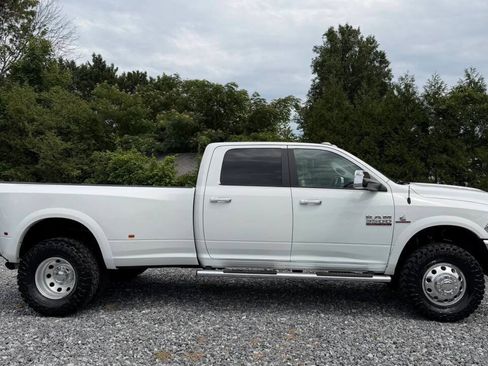 Used 2018 RAM 3500 Laramie AWD/4WD image 9