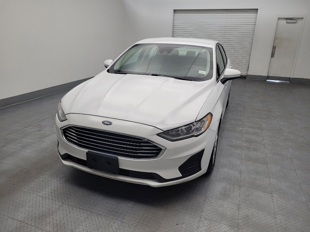 Used 2020 Ford Fusion SE FWD image 15