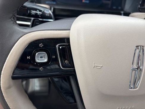 Used 2024 Lincoln Corsair Reserve FWD image 18