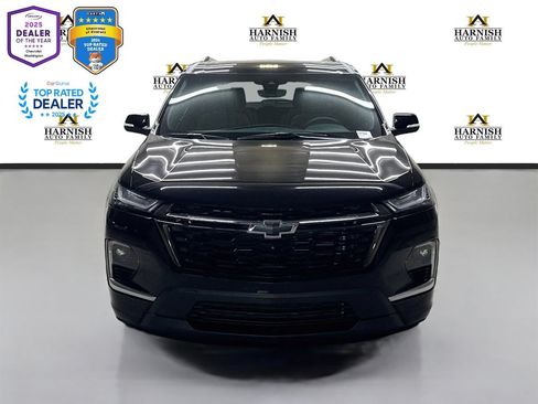 Used 2023 Chevrolet Traverse Premier w/ LPO, Floor Liner Package AWD/4WD image 2