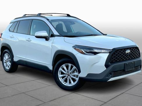 Used 2022 Toyota Corolla Cross LE w/ Black Badges Package (TMS) image 3