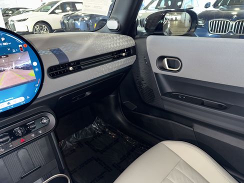 Used 2025 MINI Cooper S FWD image 27