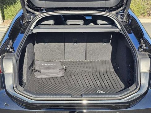 Used 2025 Audi A6 e-tron Prestige w/ Black Warm Weather Package image 7