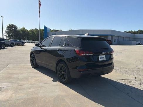 Used 2024 Chevrolet Equinox LS w/ Midnight Edition FWD image 7